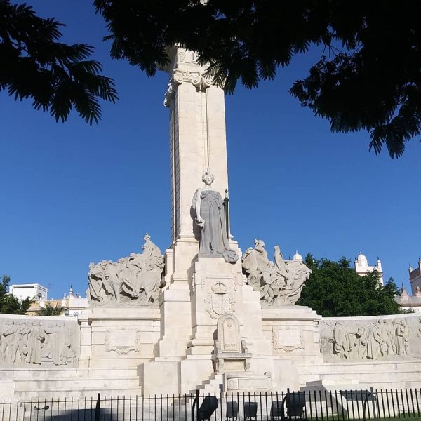 Monumento a las Cortes